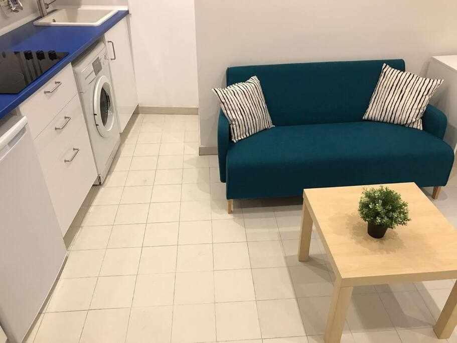 Un Genial Estudio En El Barrio Las Cortes 马德里 外观 照片
