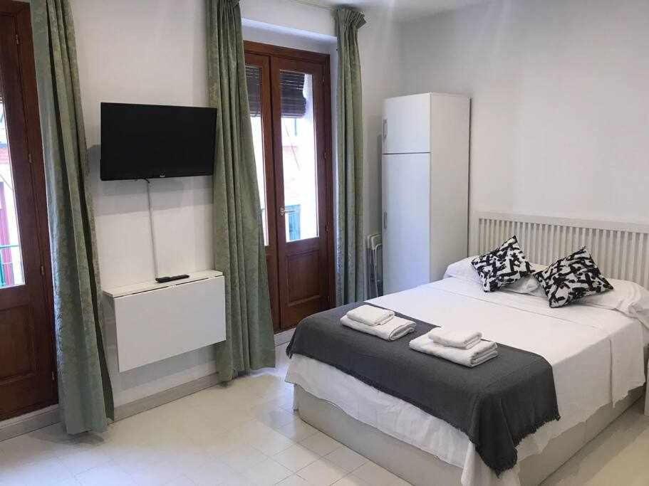 Un Genial Estudio En El Barrio Las Cortes 马德里 外观 照片